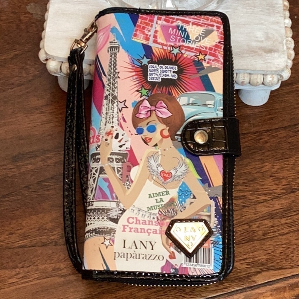 LANY paparazzo wallet/wristlet